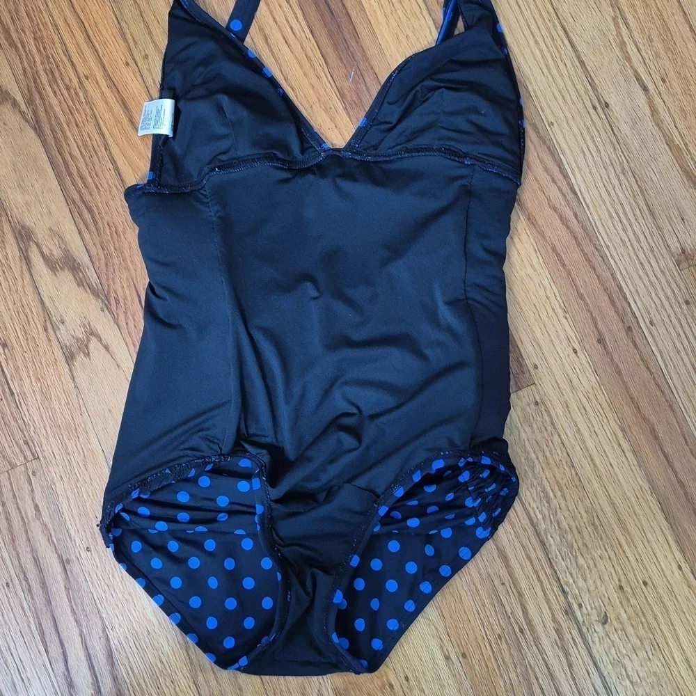 DKNY One Piece Swimsuit Black/Blue Polka Dot Side Ruching V Neck Swimwear Sz 10 - Picture 12 of 15